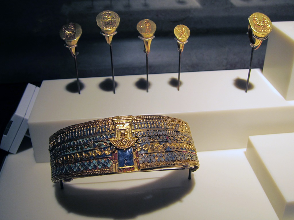 Tomb Treasure - Rings and Bracelet